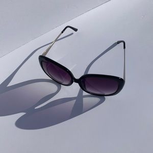 Women’s Jessica Simpson Black Sunglasses